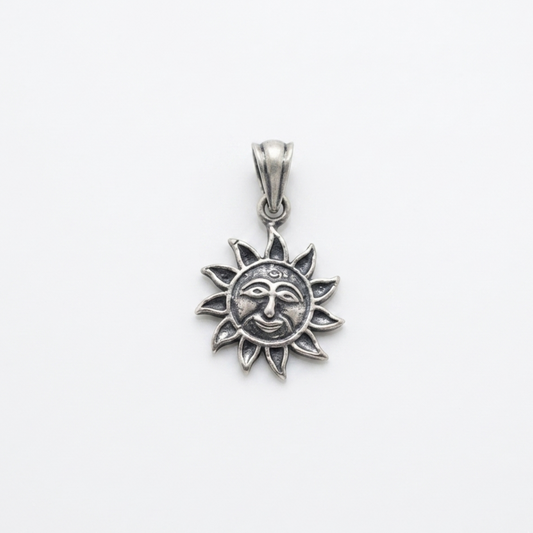 Shop 925 sterling silver sun pendants at Kimaaya. Discover the Solara Sun Pendant featuring intricate detailing and a symbolic design inspired by warmth and positivity