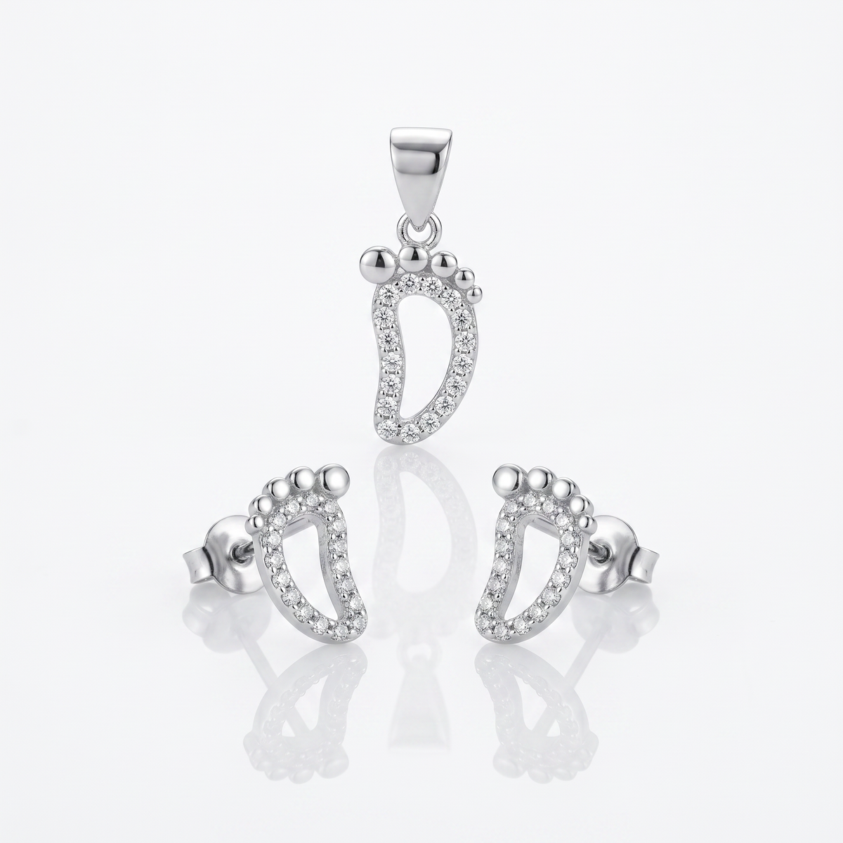 Little steps pendant set
