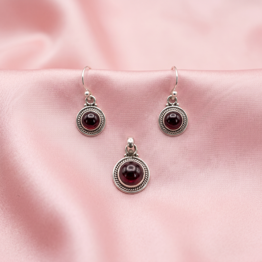 925 Silver Garnet Pendant Set without chain