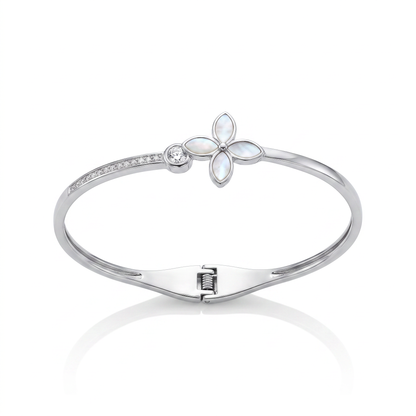 Ivory Bloom Adjustable Bracelet
