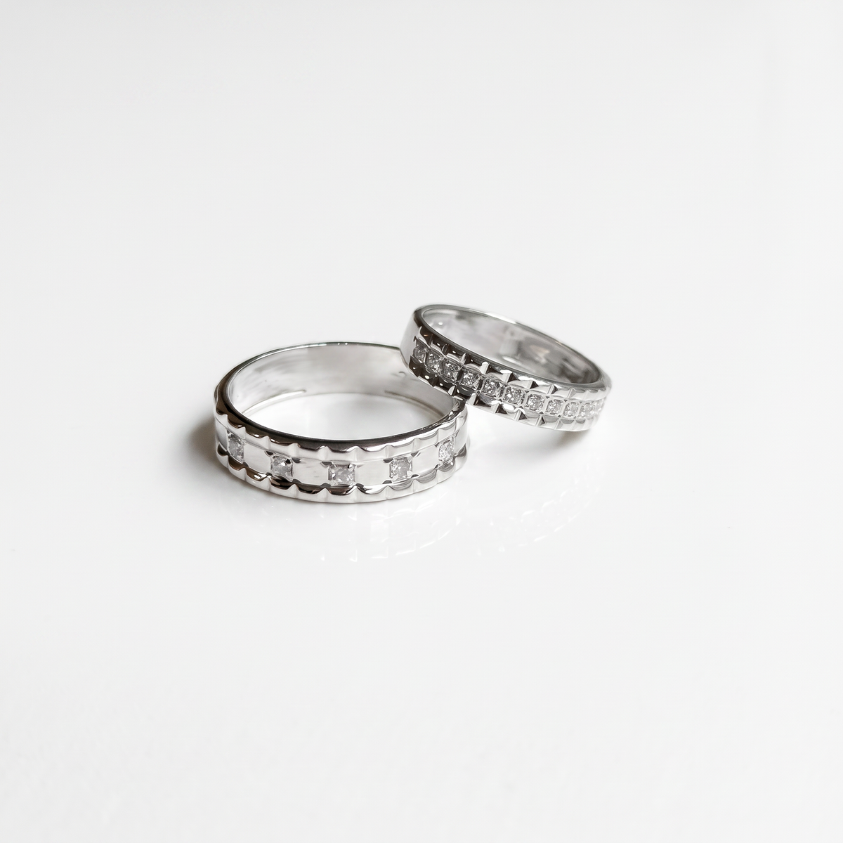 Pixel Promise Couple Band Rings 7'inch & 12'inch