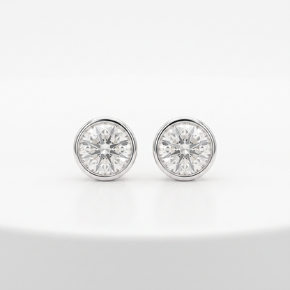 925 Silver Round Solitaire Studs