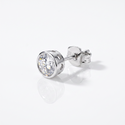 925 Silver Round Solitaire Studs