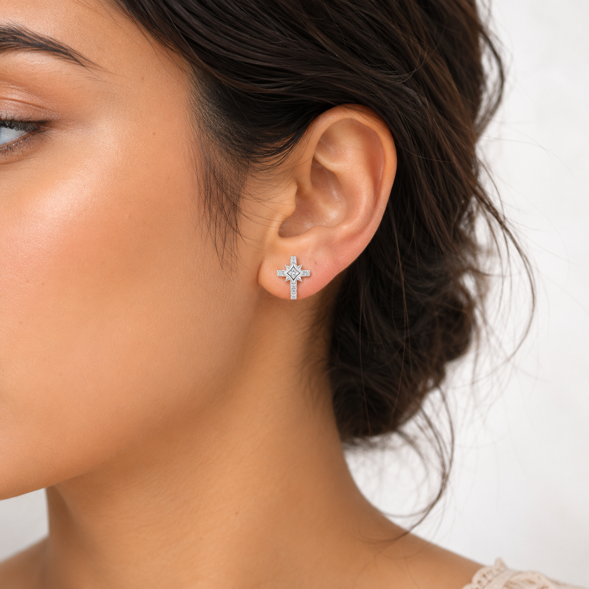 925 Silver Zirconia Cross Stud