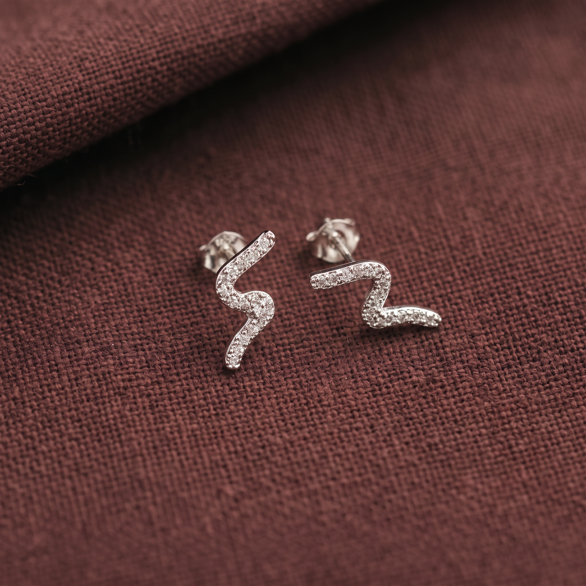 925 Silver Lightening Flash Studs